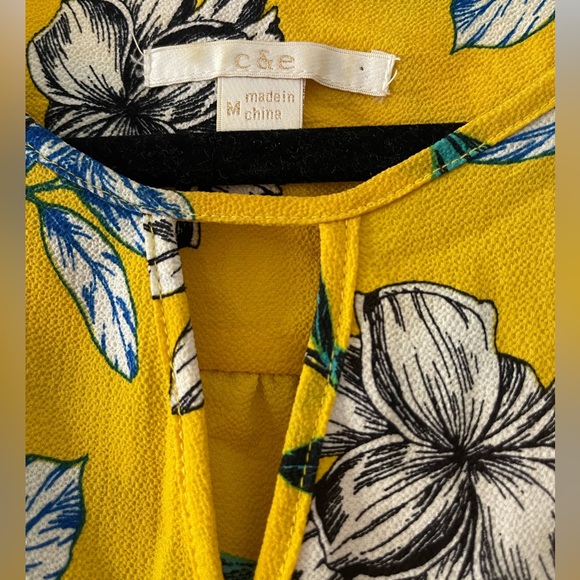 Floral tank top - Picture 3 of 4